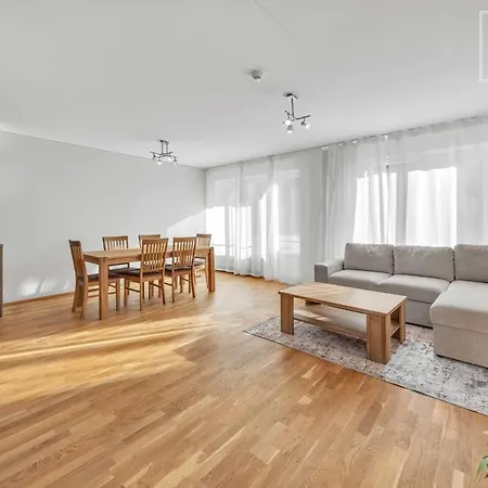 2 Bedroom In Kadriorg With Sauna Balcony And Free Parking * Tallinn