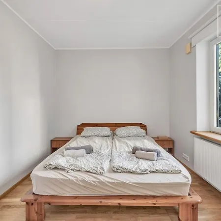 Korter 2 Bedroom In Kadriorg With Sauna Balcony And Free Parking Tallinn