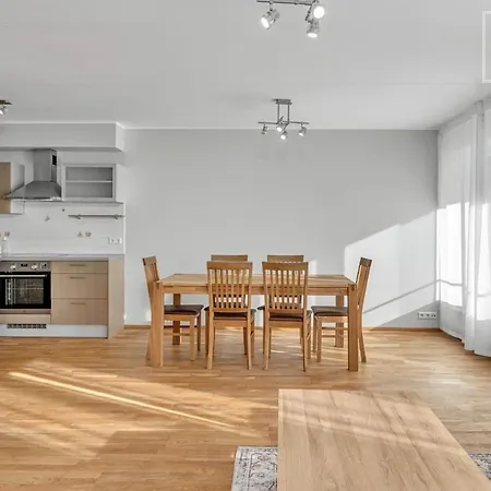 Korter 2 Bedroom In Kadriorg With Sauna Balcony And Free Parking Tallinn