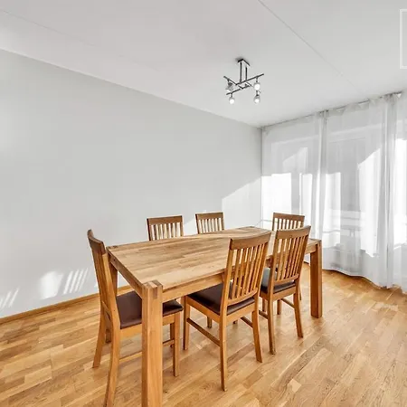 Korter 2 Bedroom In Kadriorg With Sauna Balcony And Free Parking *