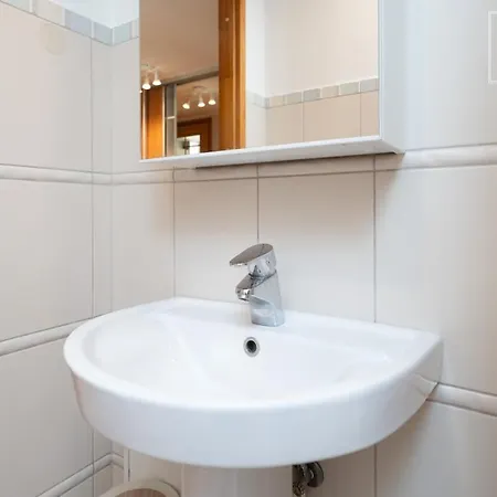 2 Bedroom In Kadriorg With Sauna Balcony And Free Parking Korter *