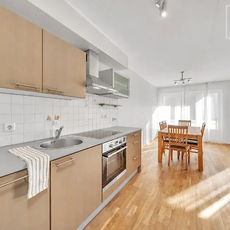 Korter 2 Bedroom In Kadriorg With Sauna Balcony And Free Parking