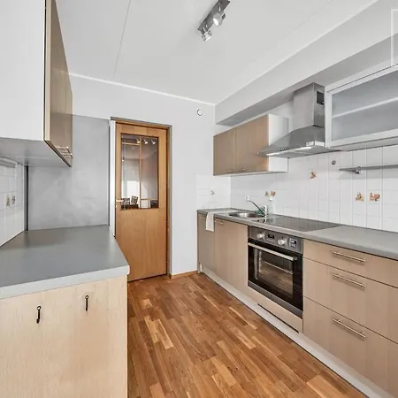 Korter 2 Bedroom In Kadriorg With Sauna Balcony And Free Parking *