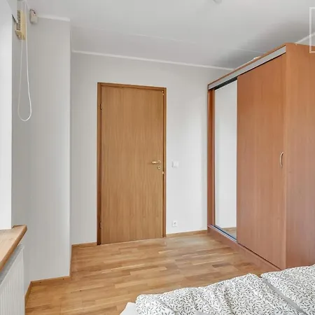 Korter 2 Bedroom In Kadriorg With Sauna Balcony And Free Parking *